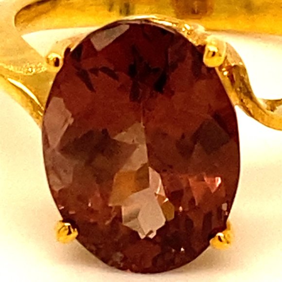 GIA Certified Color Change Garnet 6.67ct 18K Ring - Picture 7 of 8